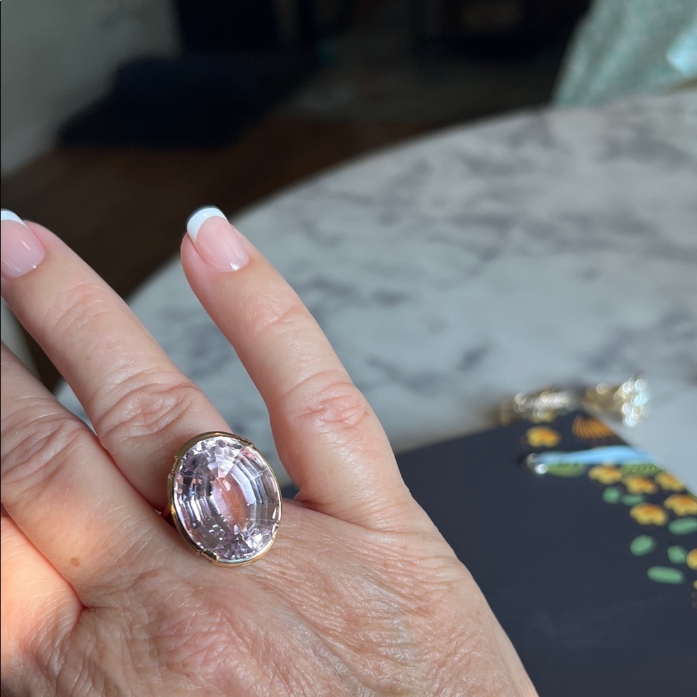 Elegant Gold and Morganite ring